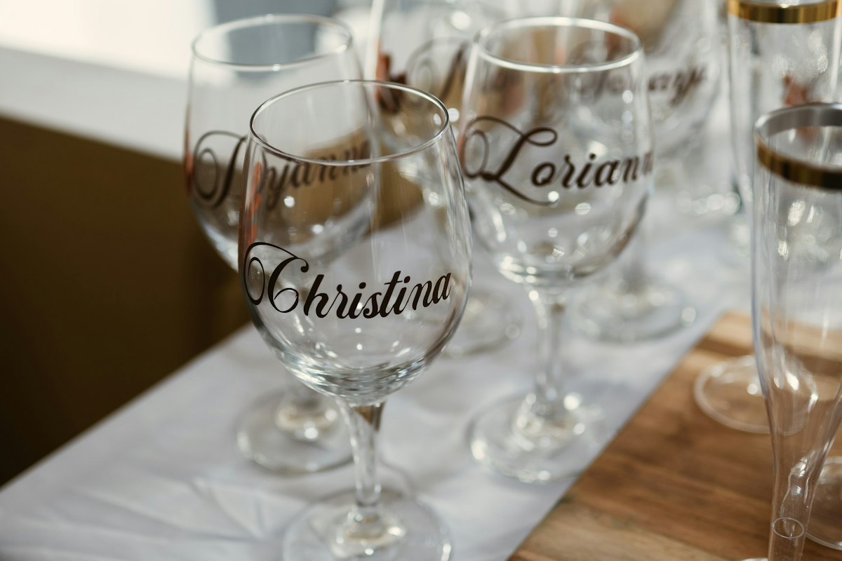 Copas personalizadas con nombres en vinilo